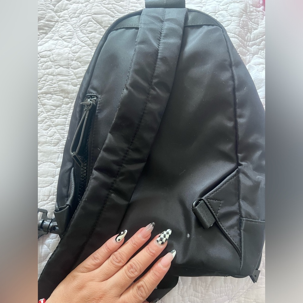 Guess sling bag - Picture 5 of 8